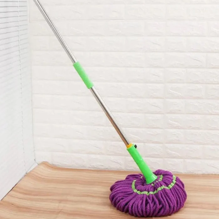 Self Wringing Twist Mop, Microfiber Squeeze Mop